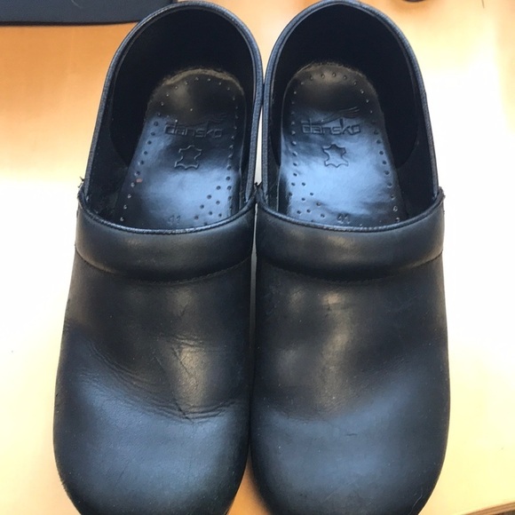 Size 41 Dansko - Picture 1 of 5